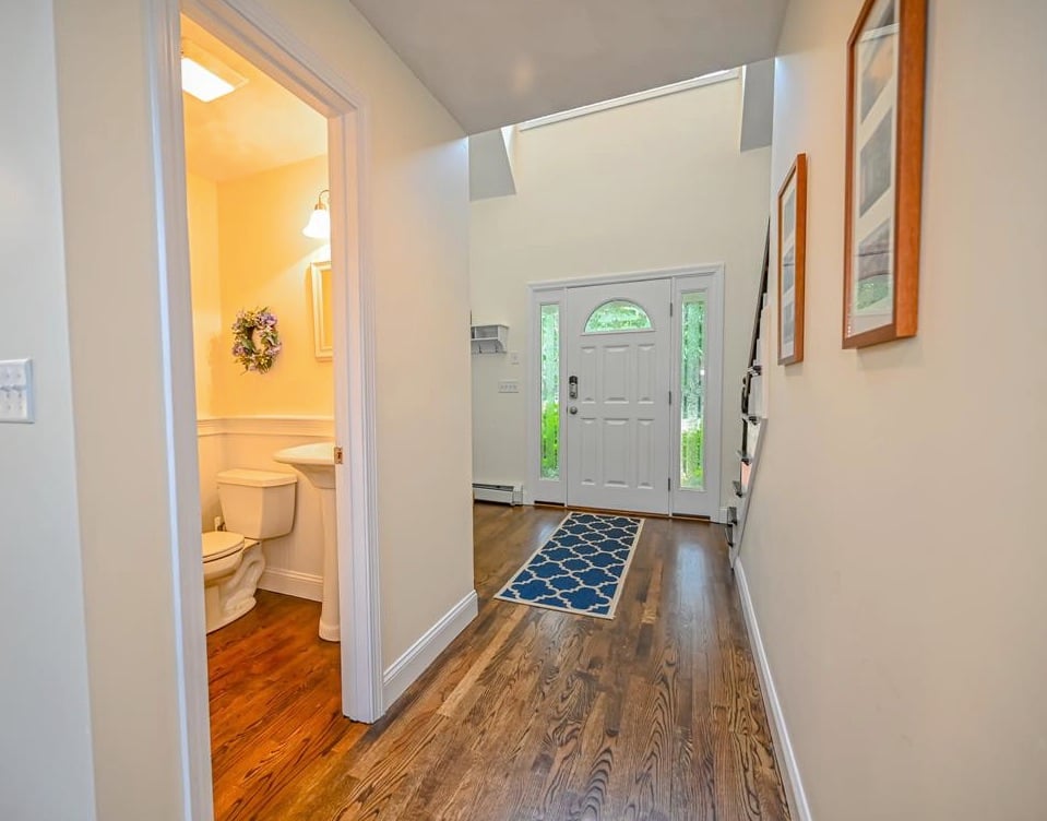 47 Schoolhouse Rd