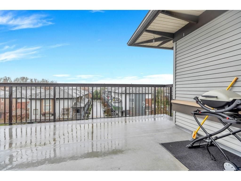 6815 188 Street, #410