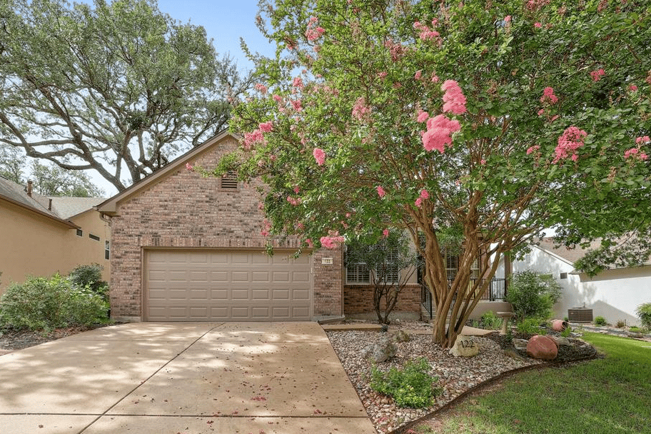  122 Larkspur Ln- Sun City