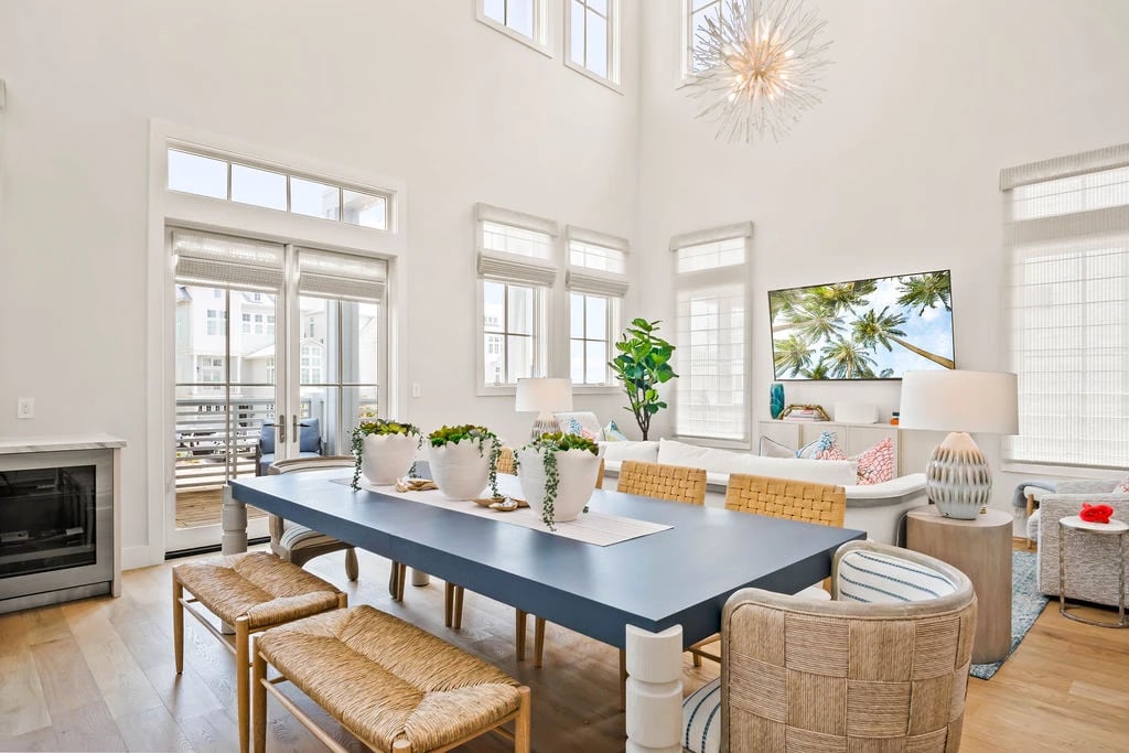 Coastline Drive - Custom Residence 