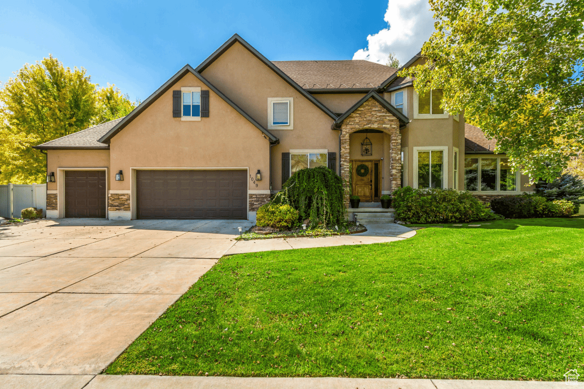 1049 N Meadowcreek Dr