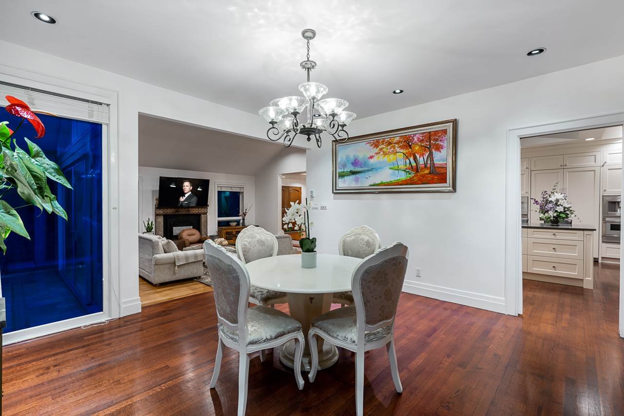 305 Stevens Dr