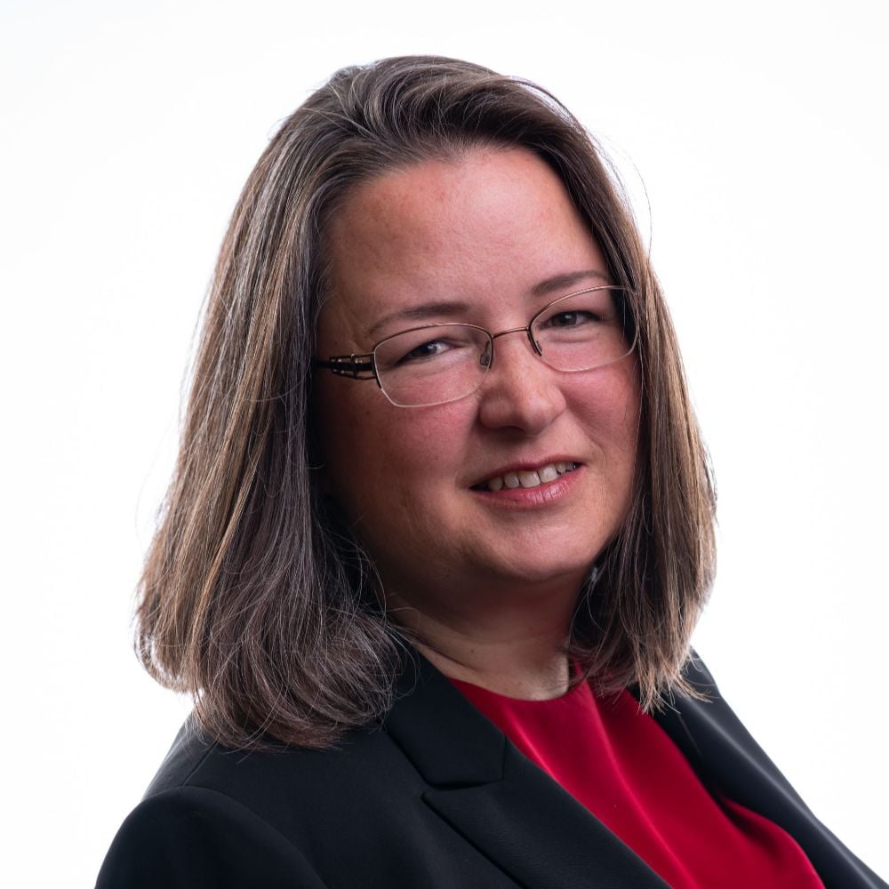 Lori Buffington Fresno CA, Real Estate Agent Headshot