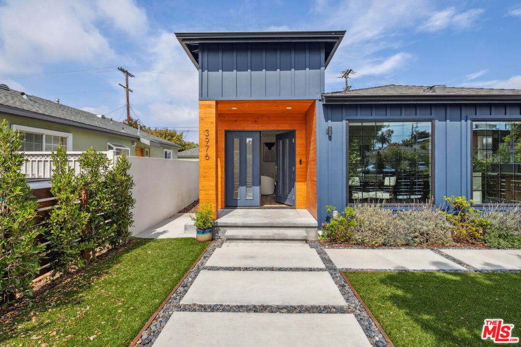 3976 Mclaughlin Avenue