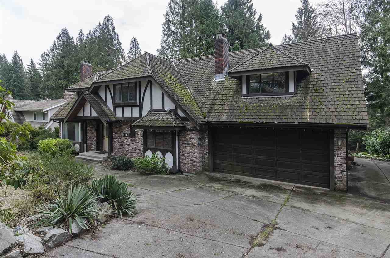 4626 Caulfeild Dr