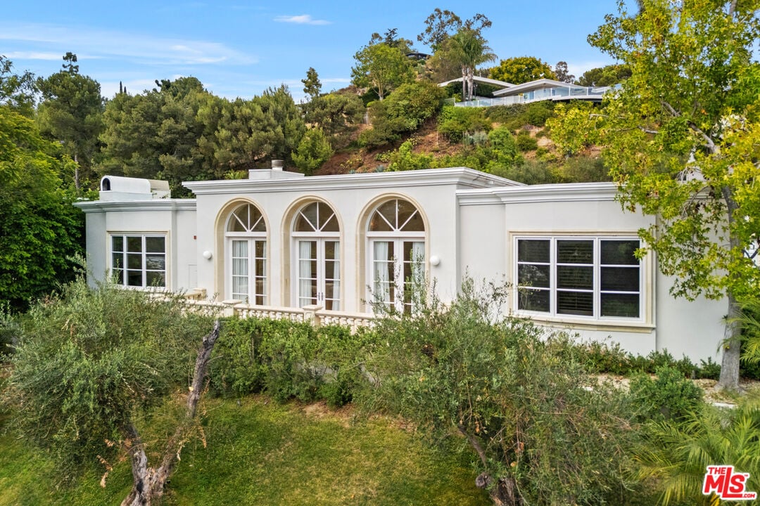 Ivory Arcadia, Martin Lane, 90210