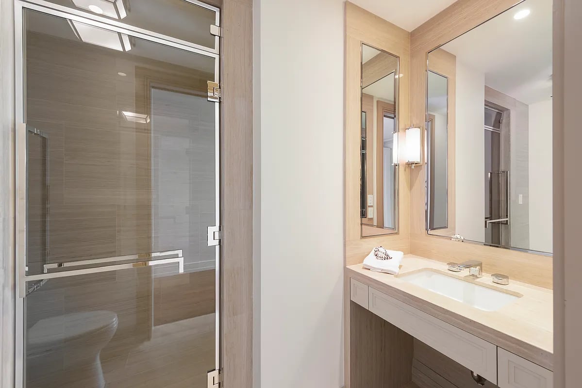 33 E 74TH Street 5A
