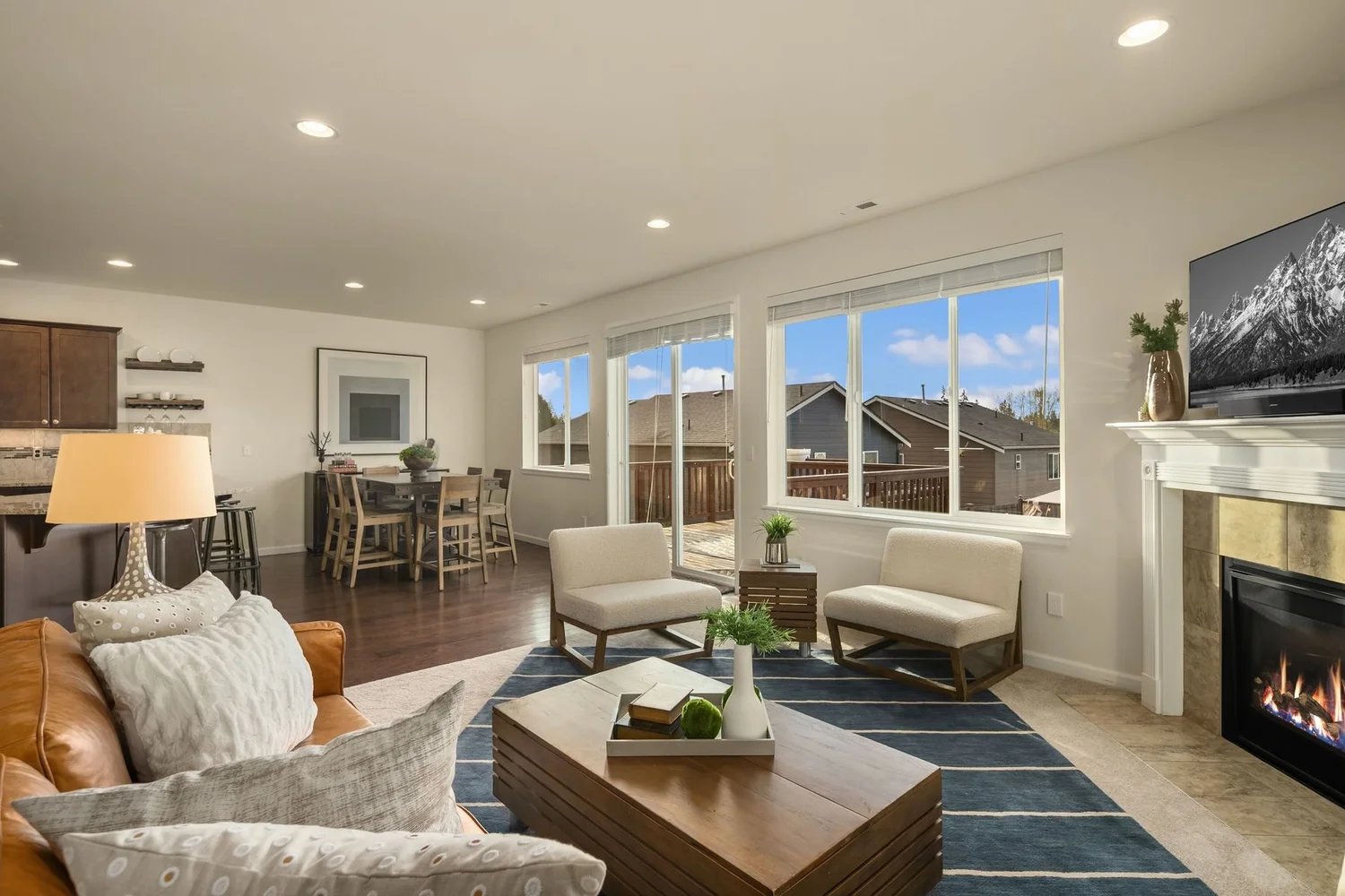 403 203rd Pl SW