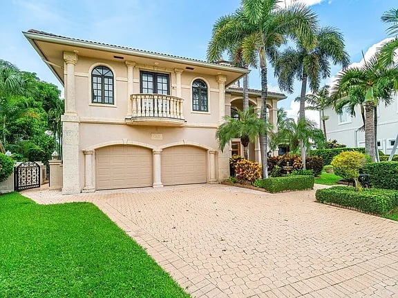 1010 Pine Point Road