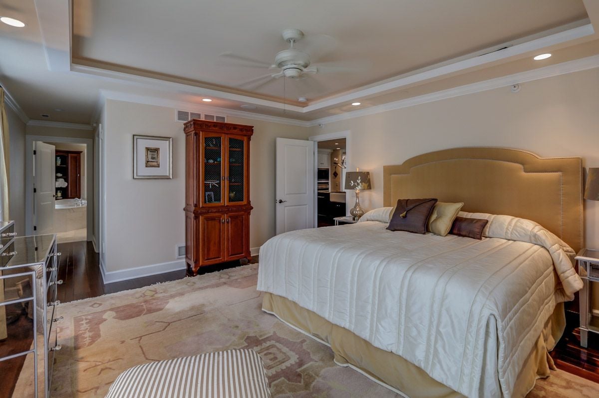 Exclusive Offering: Loraine Penthouse #1007