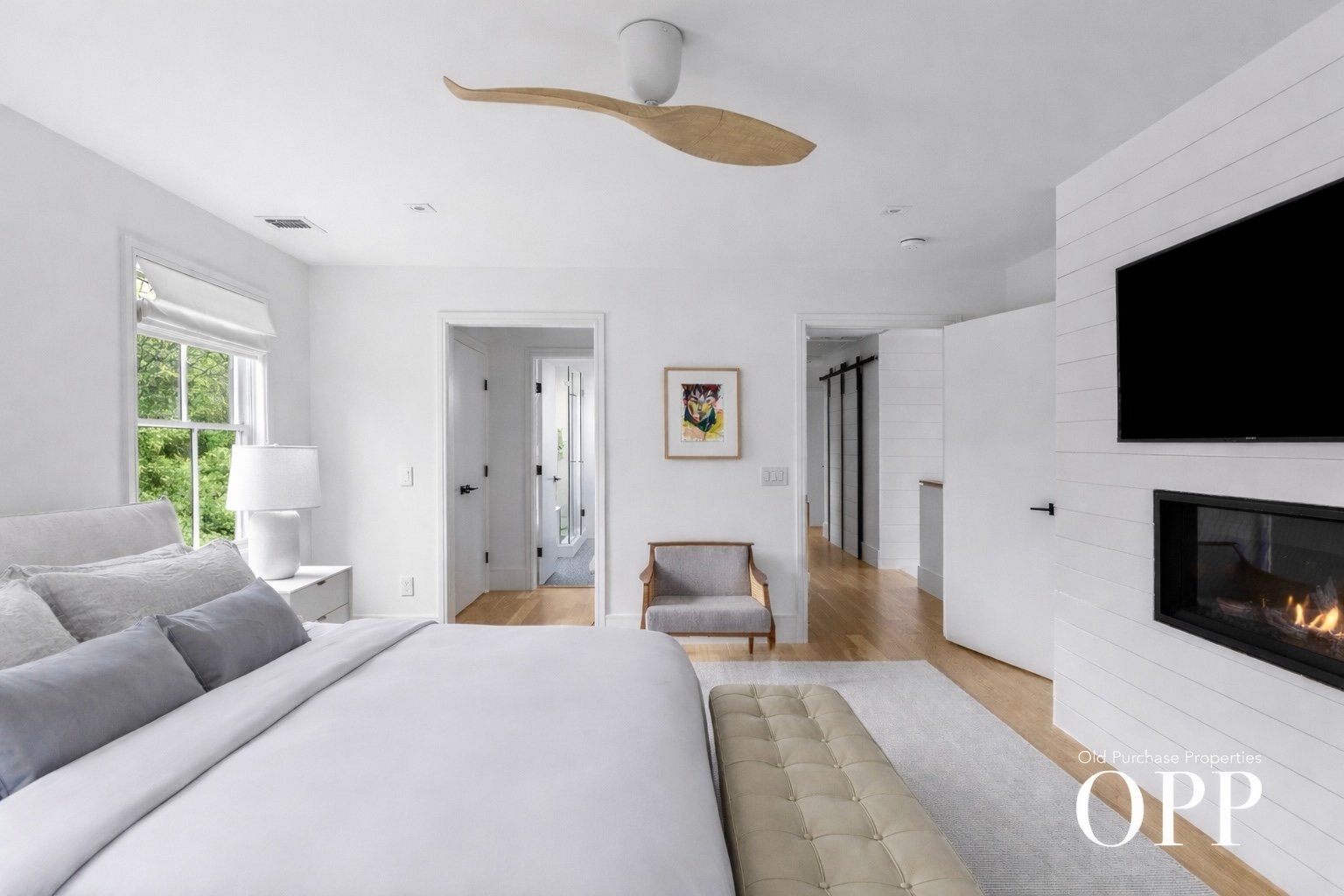 A MODERN SANCTUARY IN AN EXQUISITE LOCATION