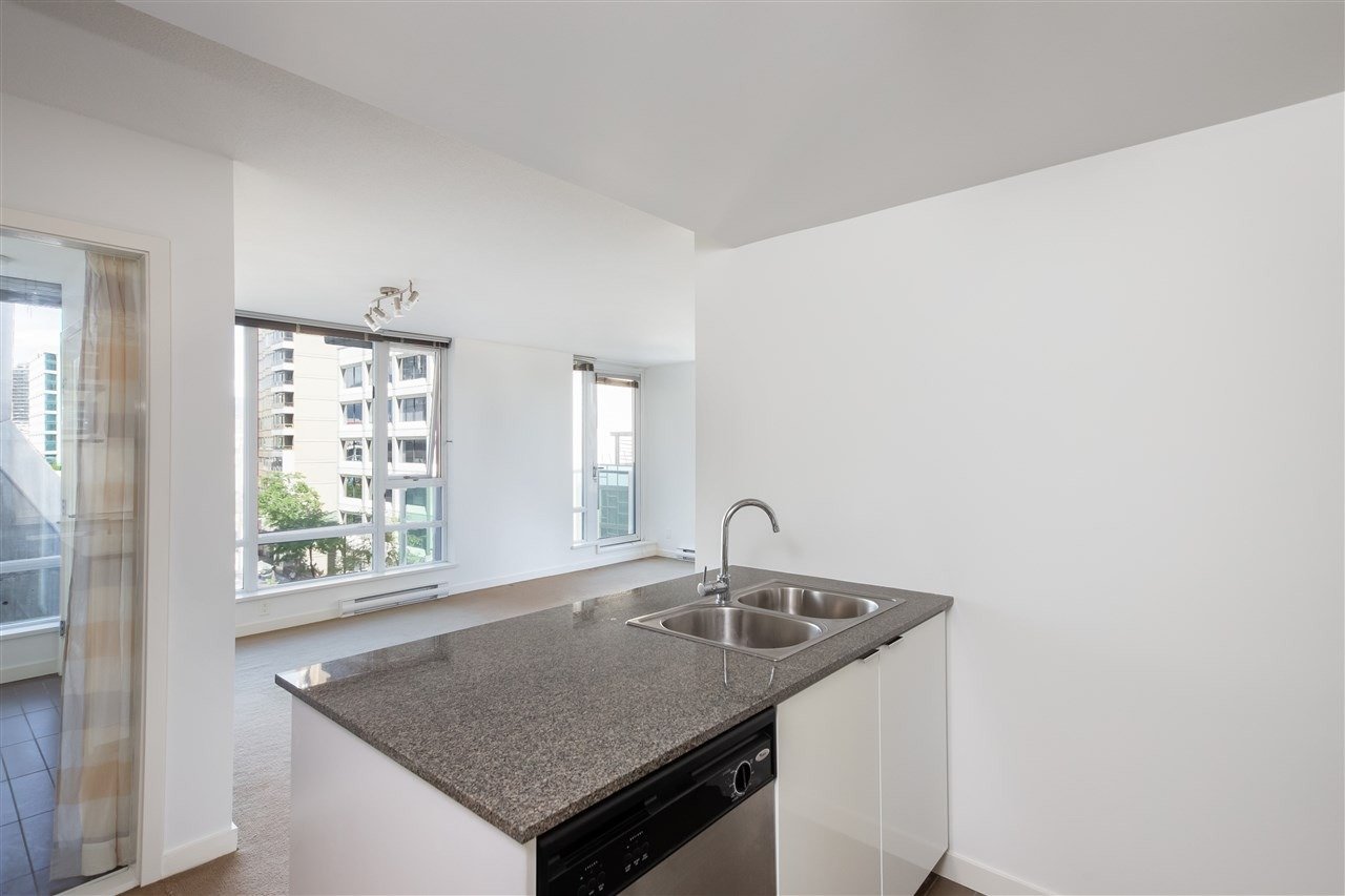 233 Robson St, #703