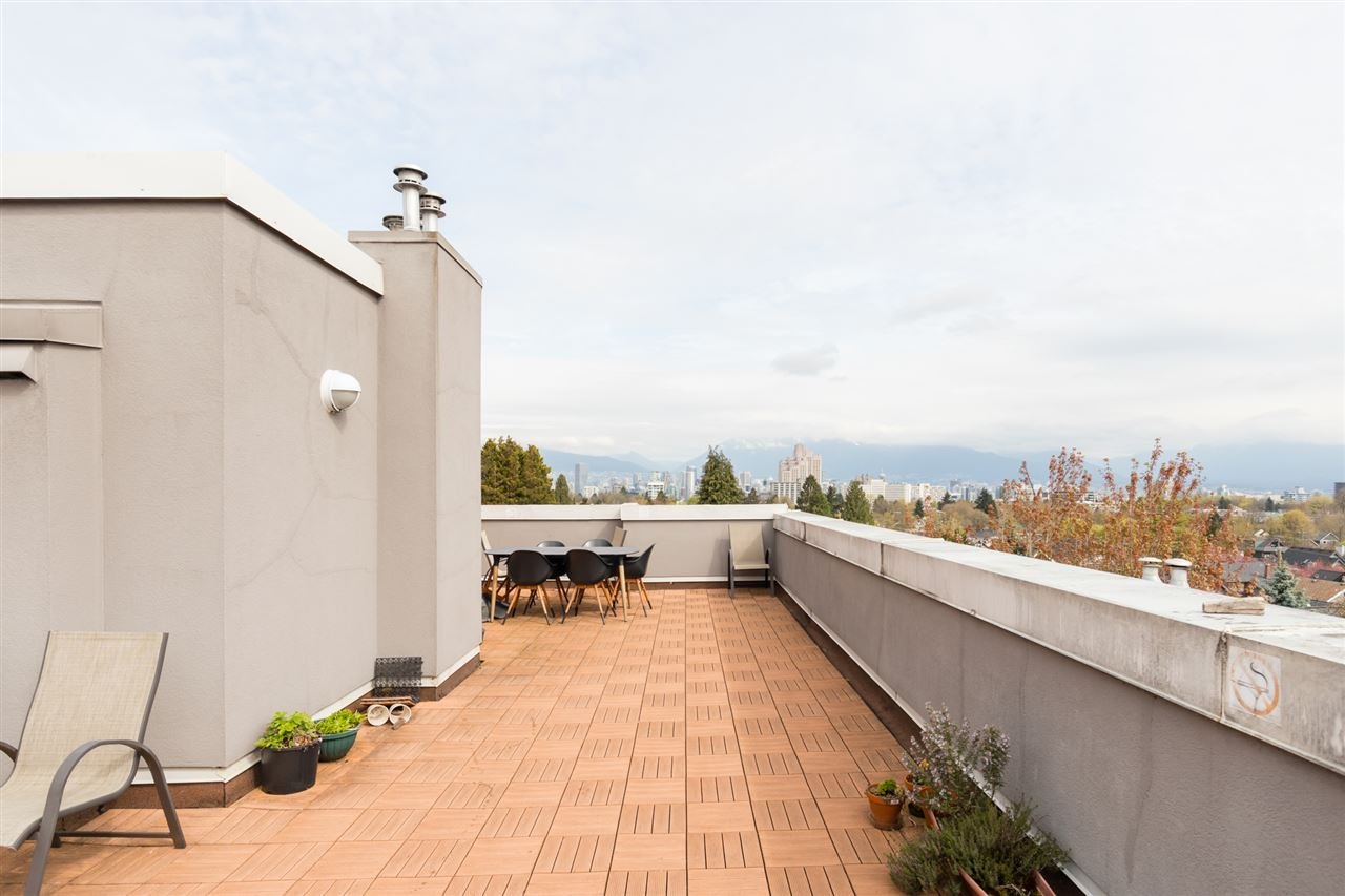 403-988 W 21st Ave
