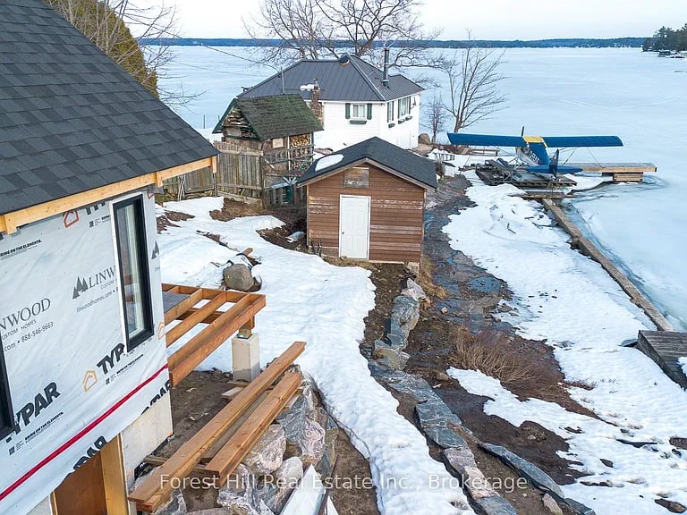 1111 Lakeshore Dr