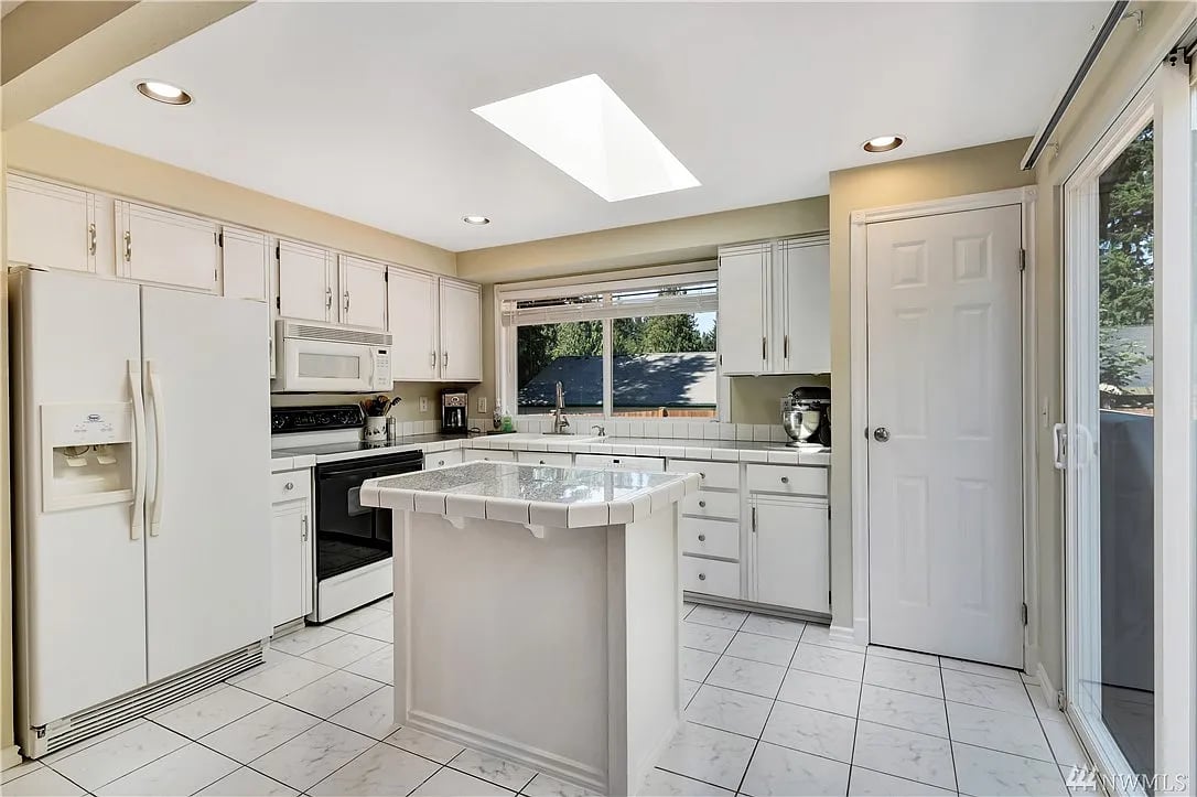 4823 126th Pl SE