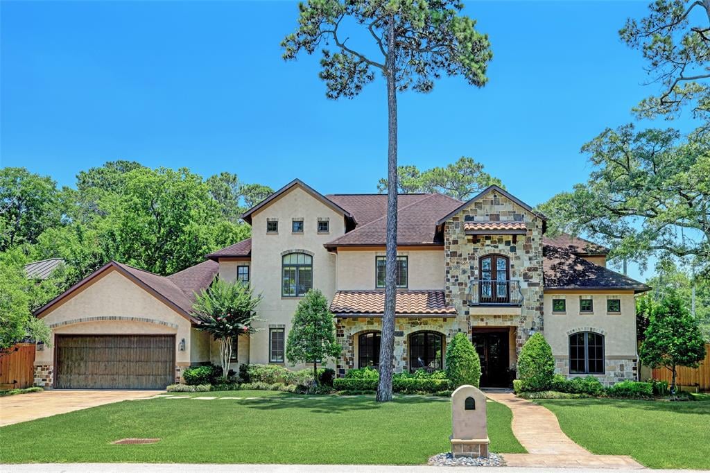 702 Timber Hill Dr
