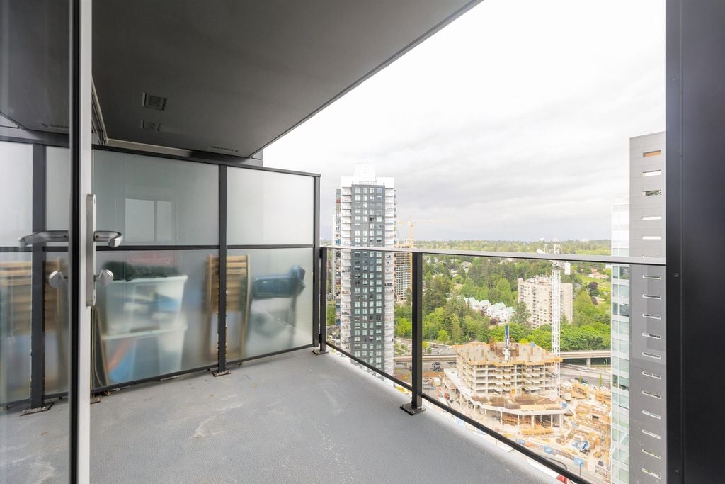 13615 Fraser Hwy, #2810
