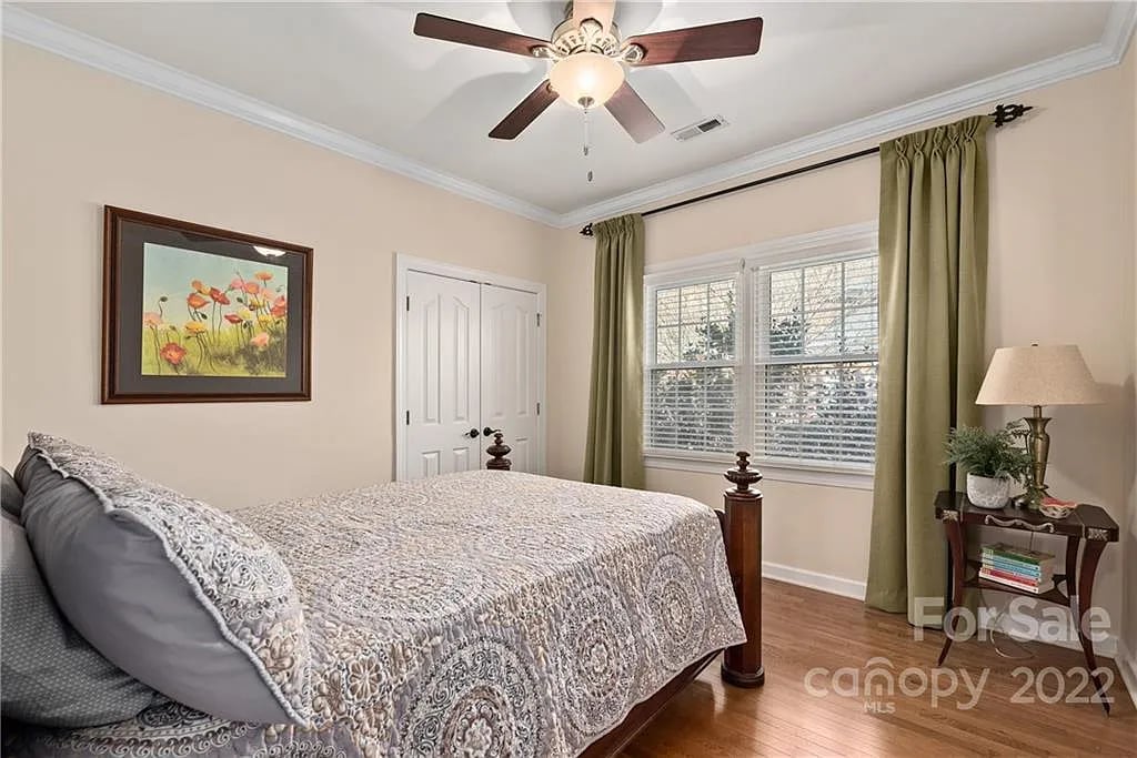 10405 Sundance Ct