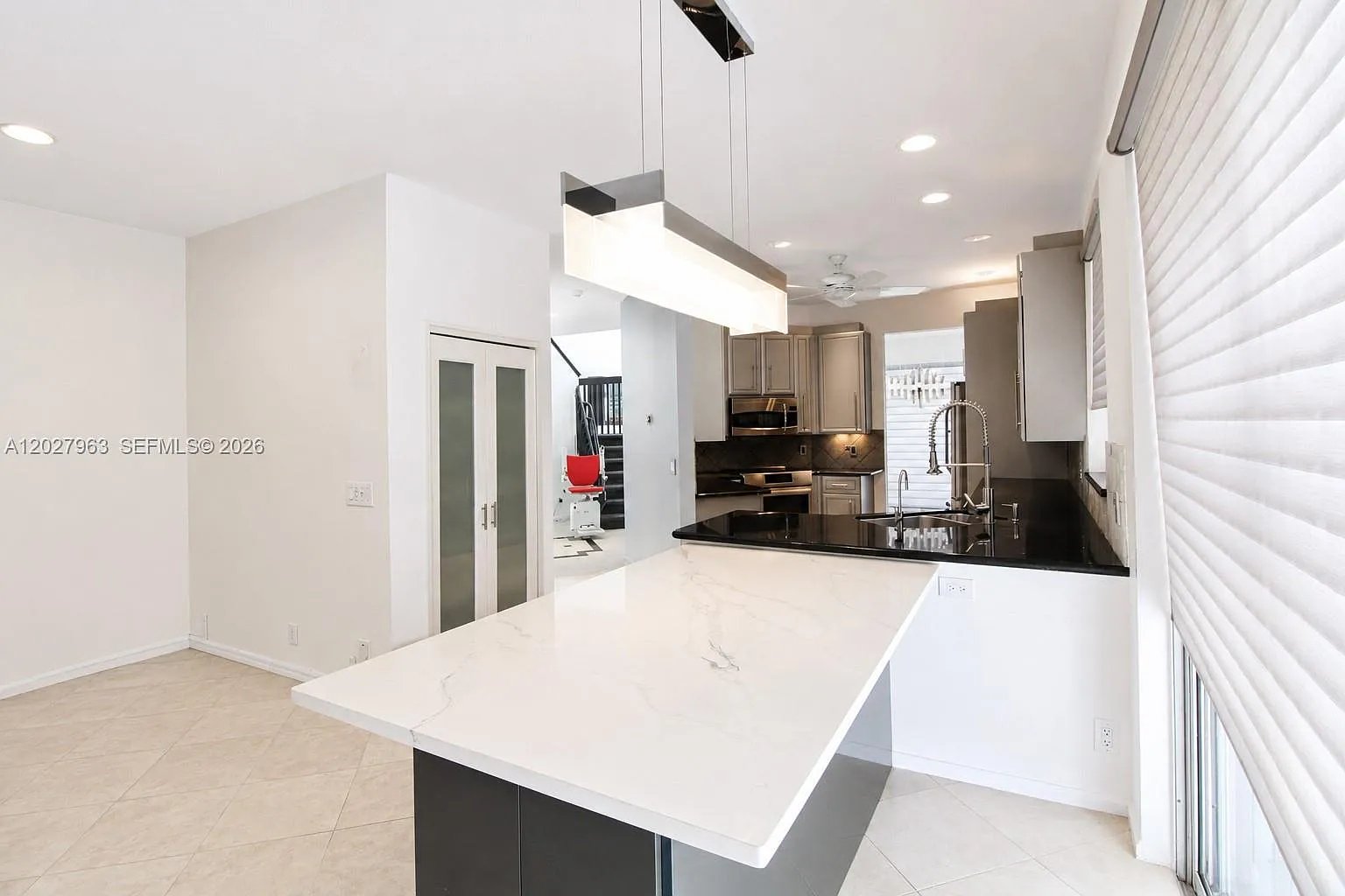 6646 NW 25th Ter