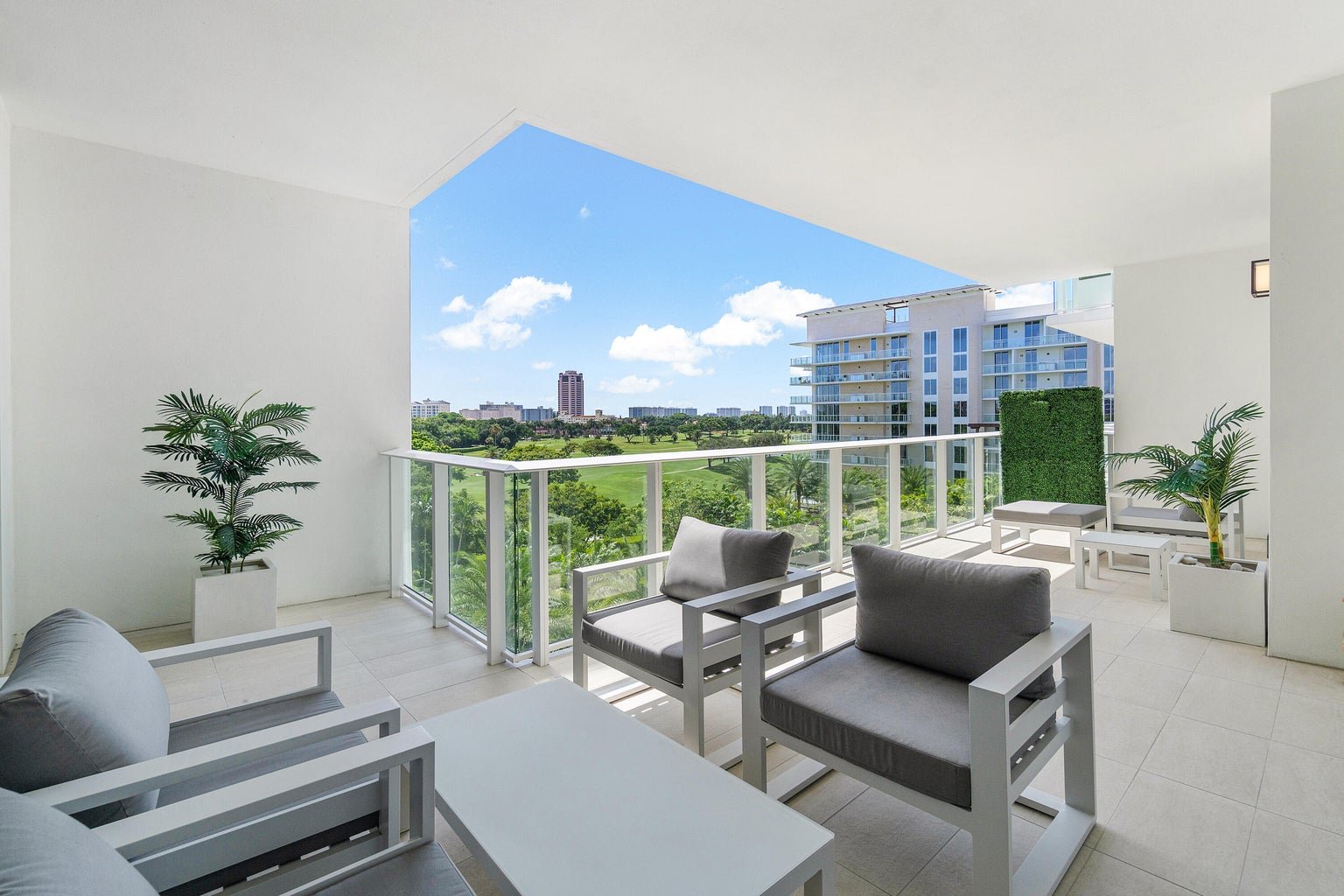 200 SE Mizner Blvd 609