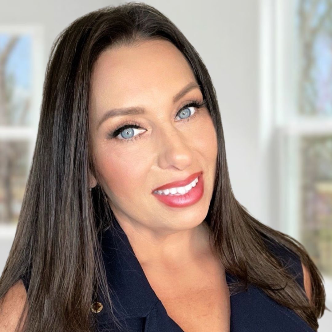 Marguerite Caputo-Suppa Charlotte, NC Real Estate Agent Headshot