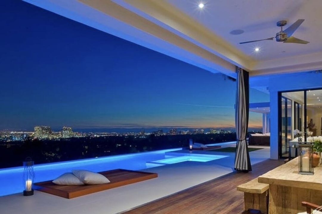 Cascade Opulent