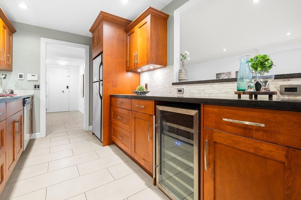 110-1777 W 13th Ave
