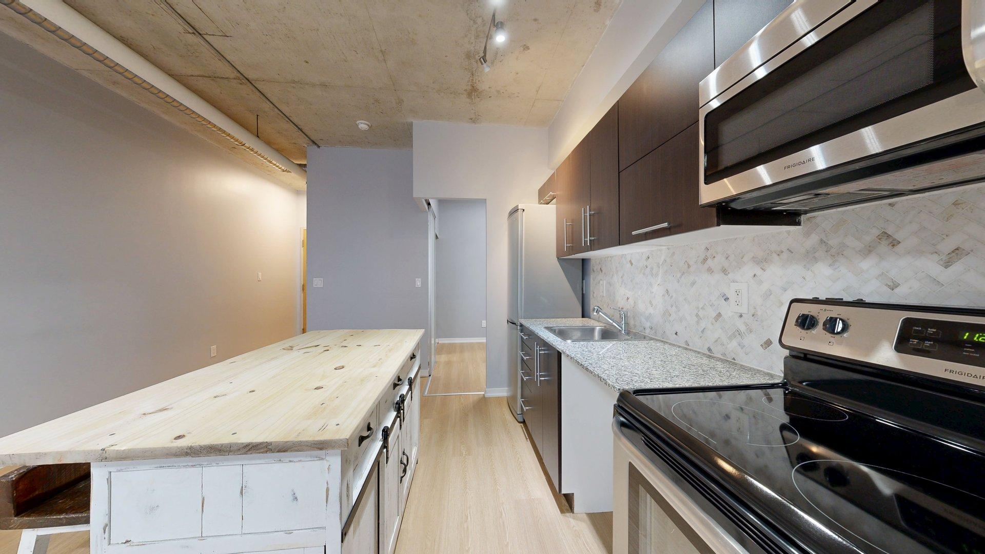 170 Sudbury Street Unit: 413