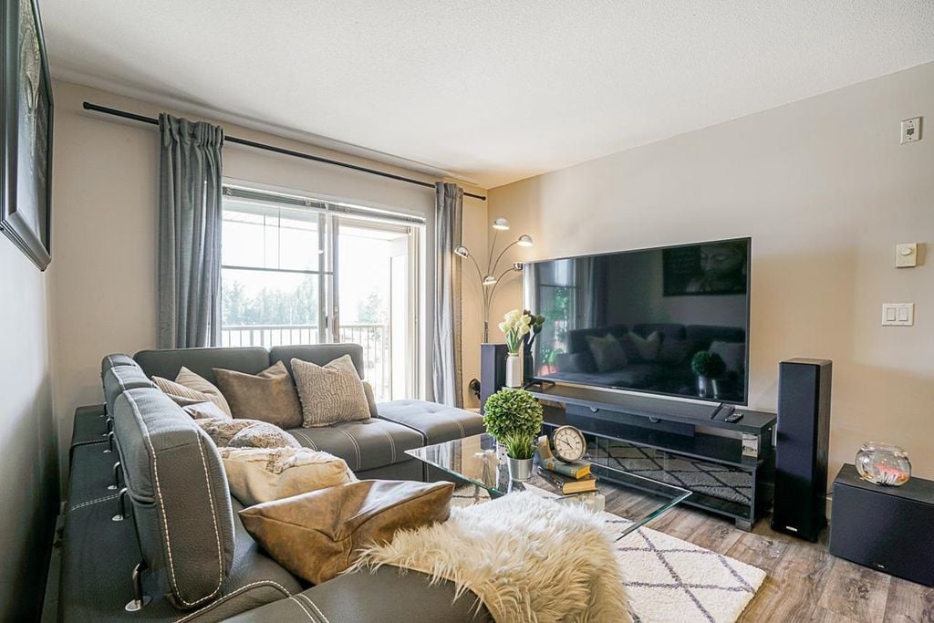 45555 Yale Rd, #308