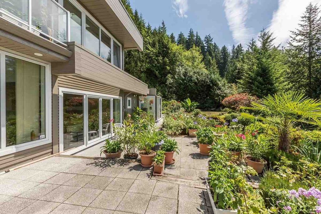 310 Oceanview Rd
