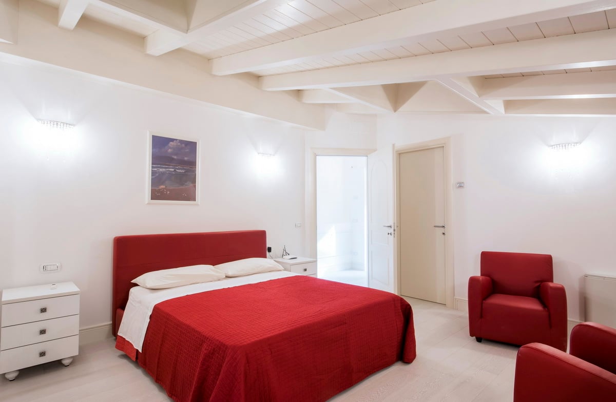 New Luxury Villa with Large Pool and Gardens in Forte dei Marmi