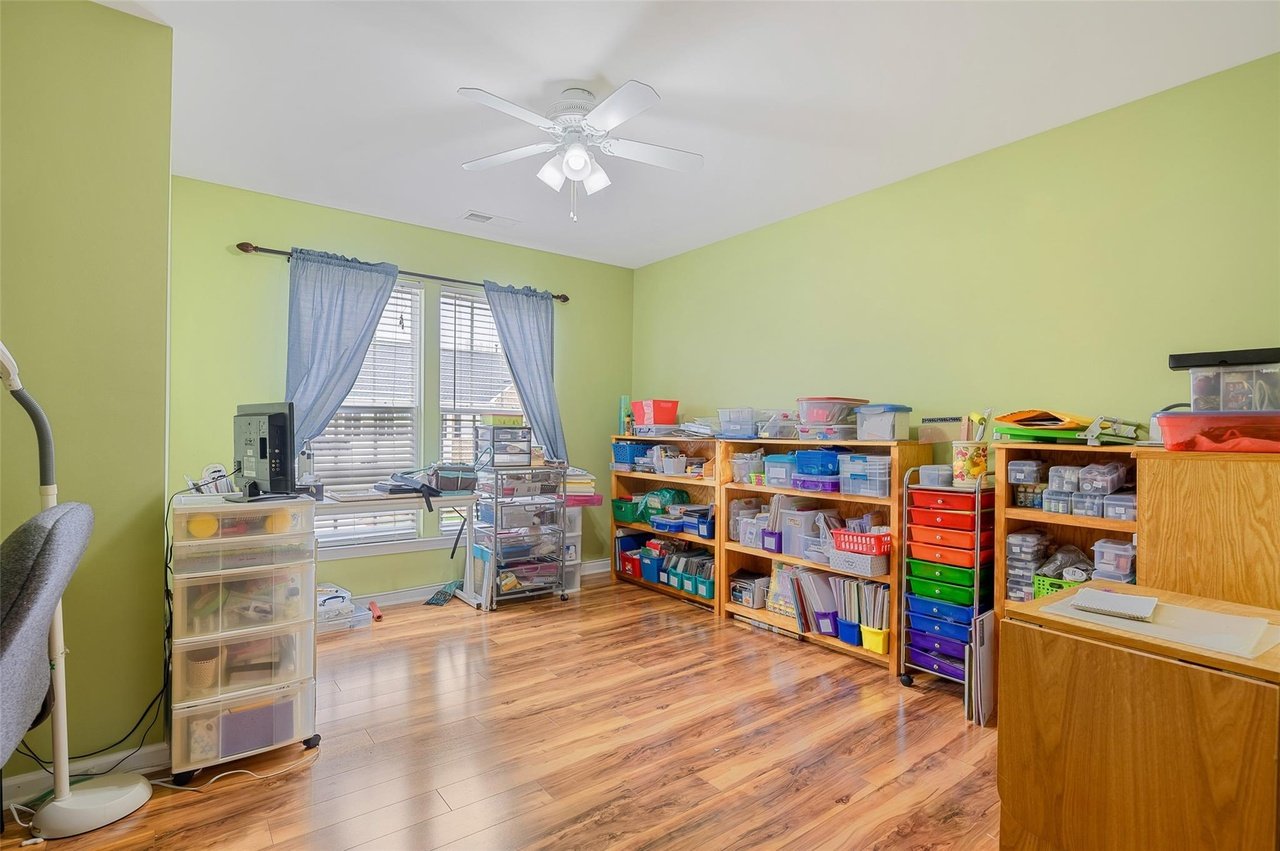 4090 Holly Villa Cir