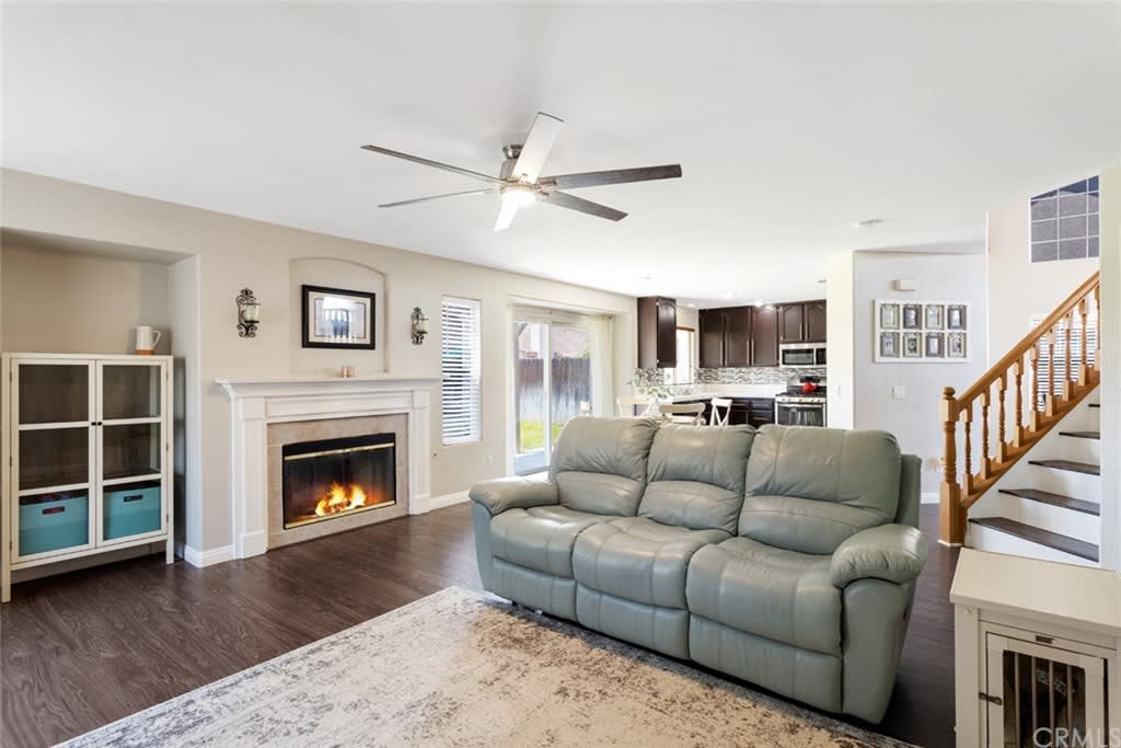 27165 Hemingway Ct