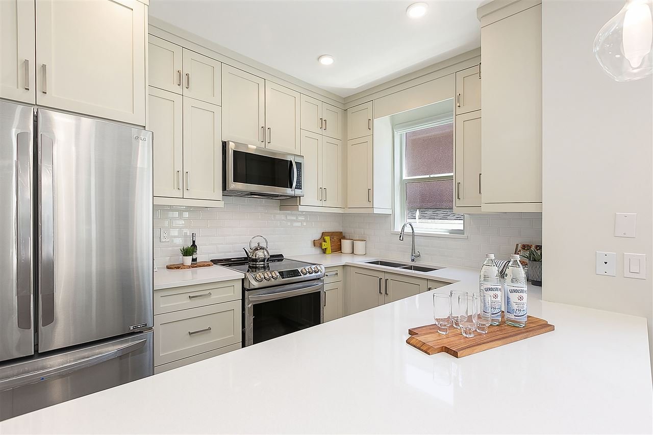 3-2717 Horley St