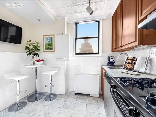 444 East 86th St