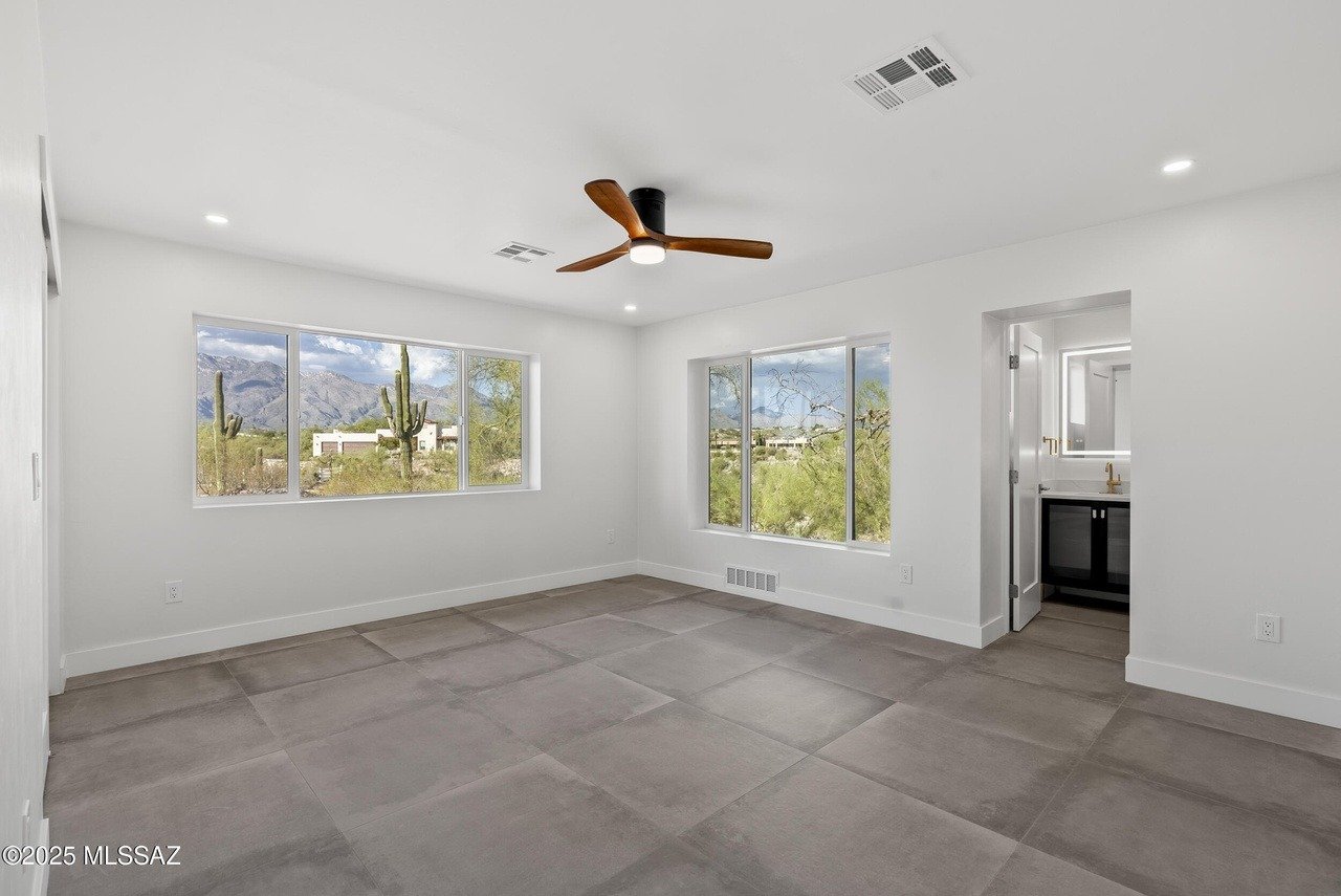 5240 E River House Rd