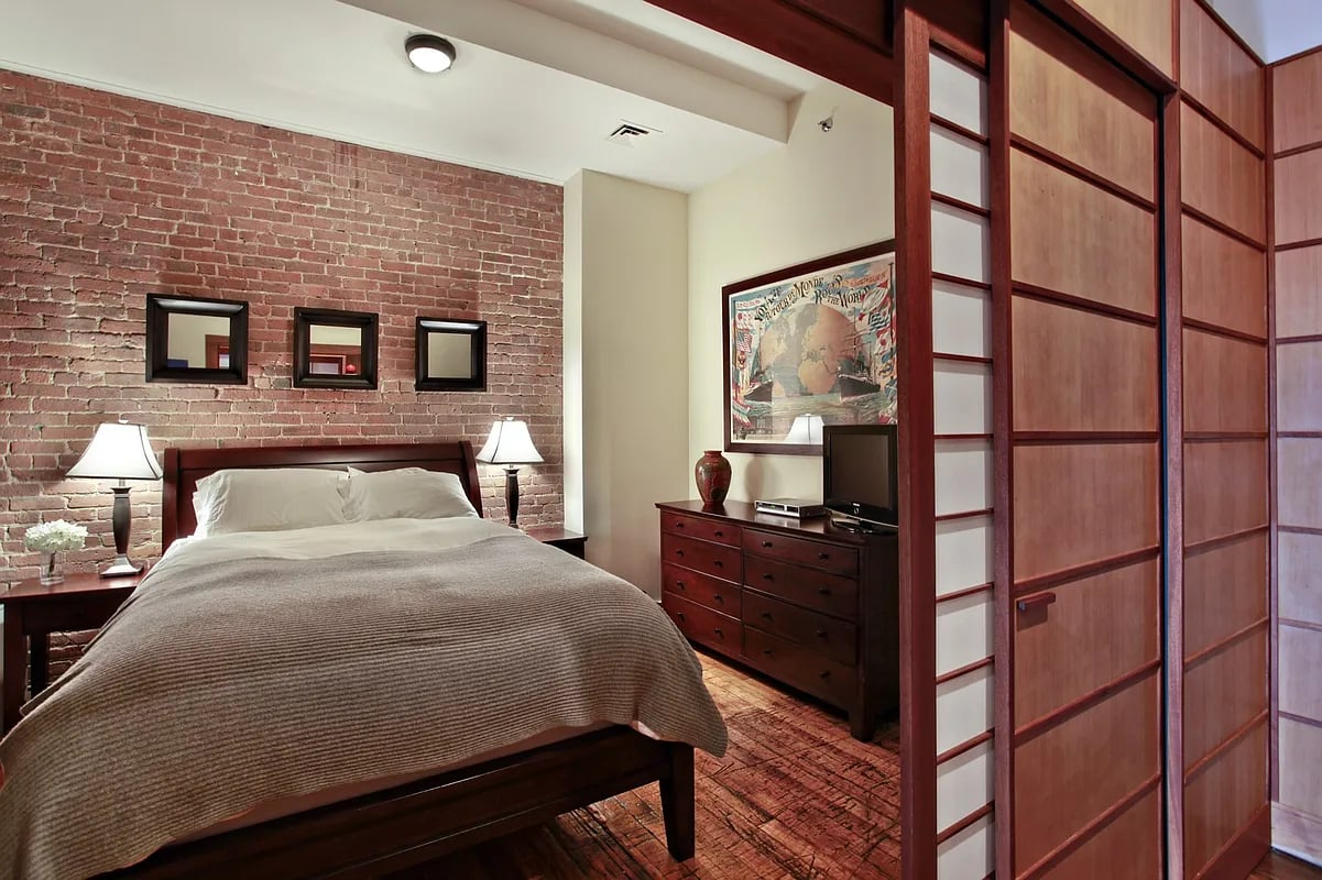 85-101 North 3rd Street Unit: 212