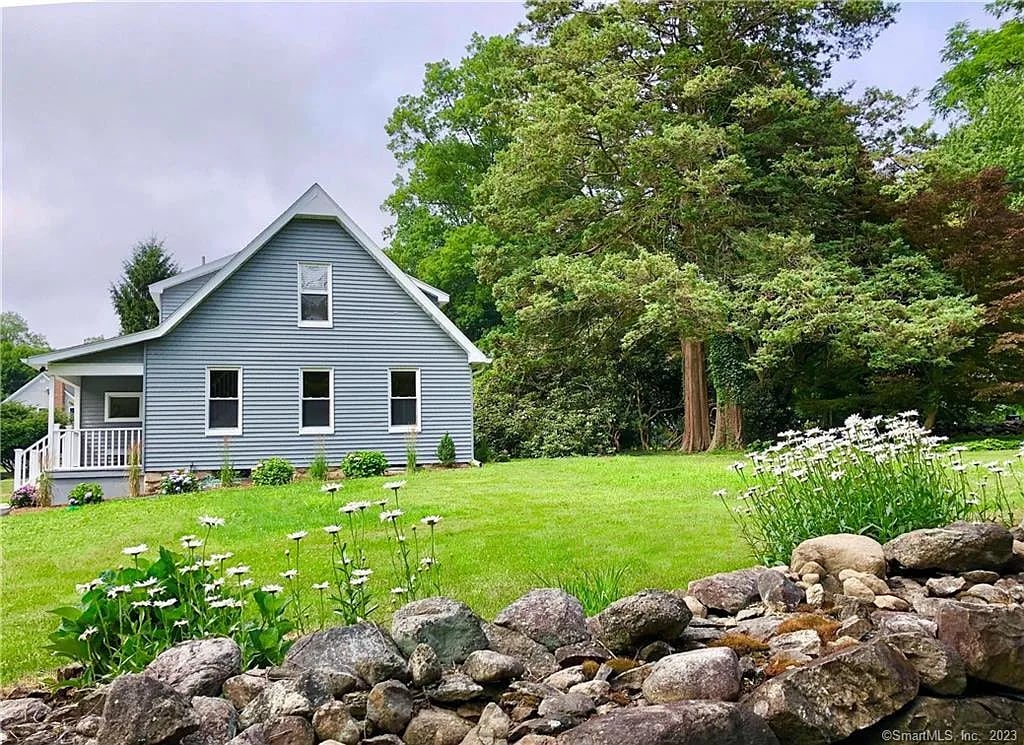 157 Highland Ave