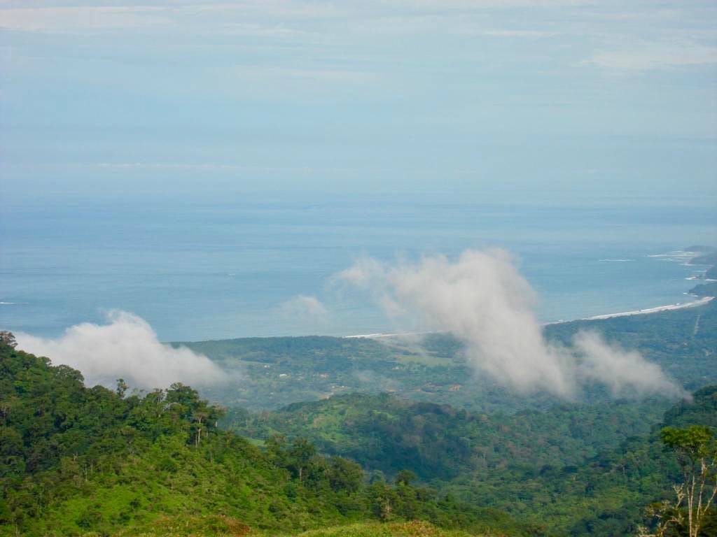 Los Cerritos Farm – 6.4 Acres of Ocean & Mountain Serenity