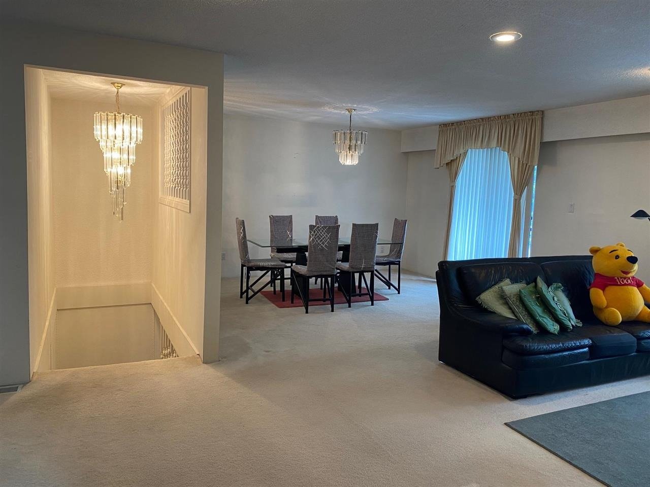 51 W 61st Ave