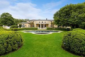  101 Wyandanch Lane, Southampton