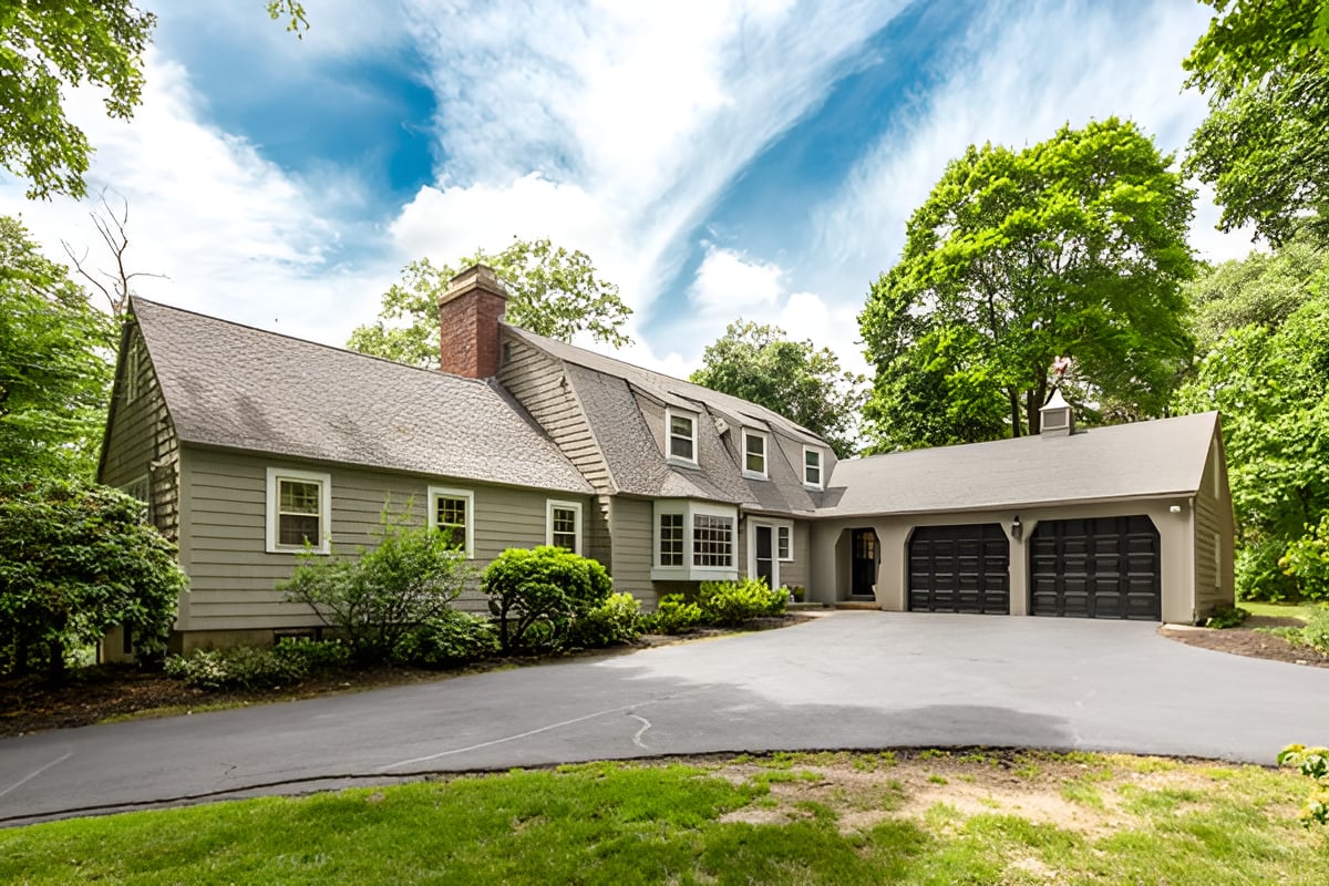 71 Myopia Rd