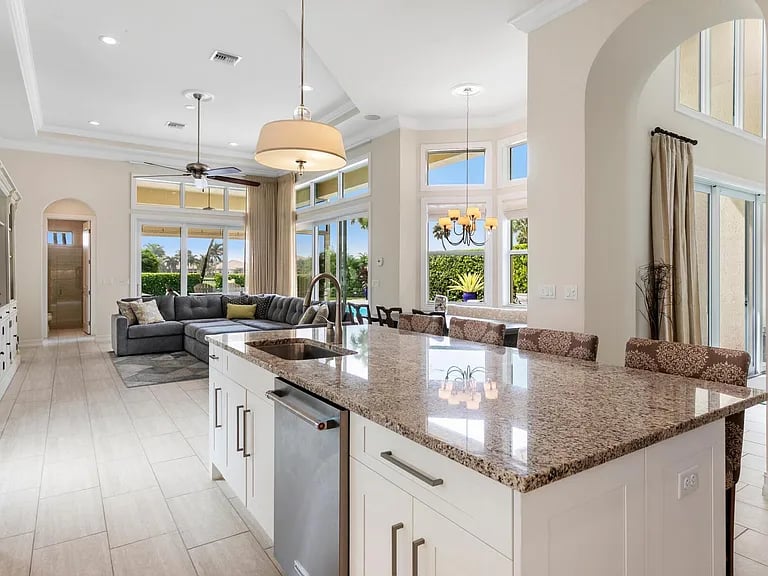 150 Carmela Ct