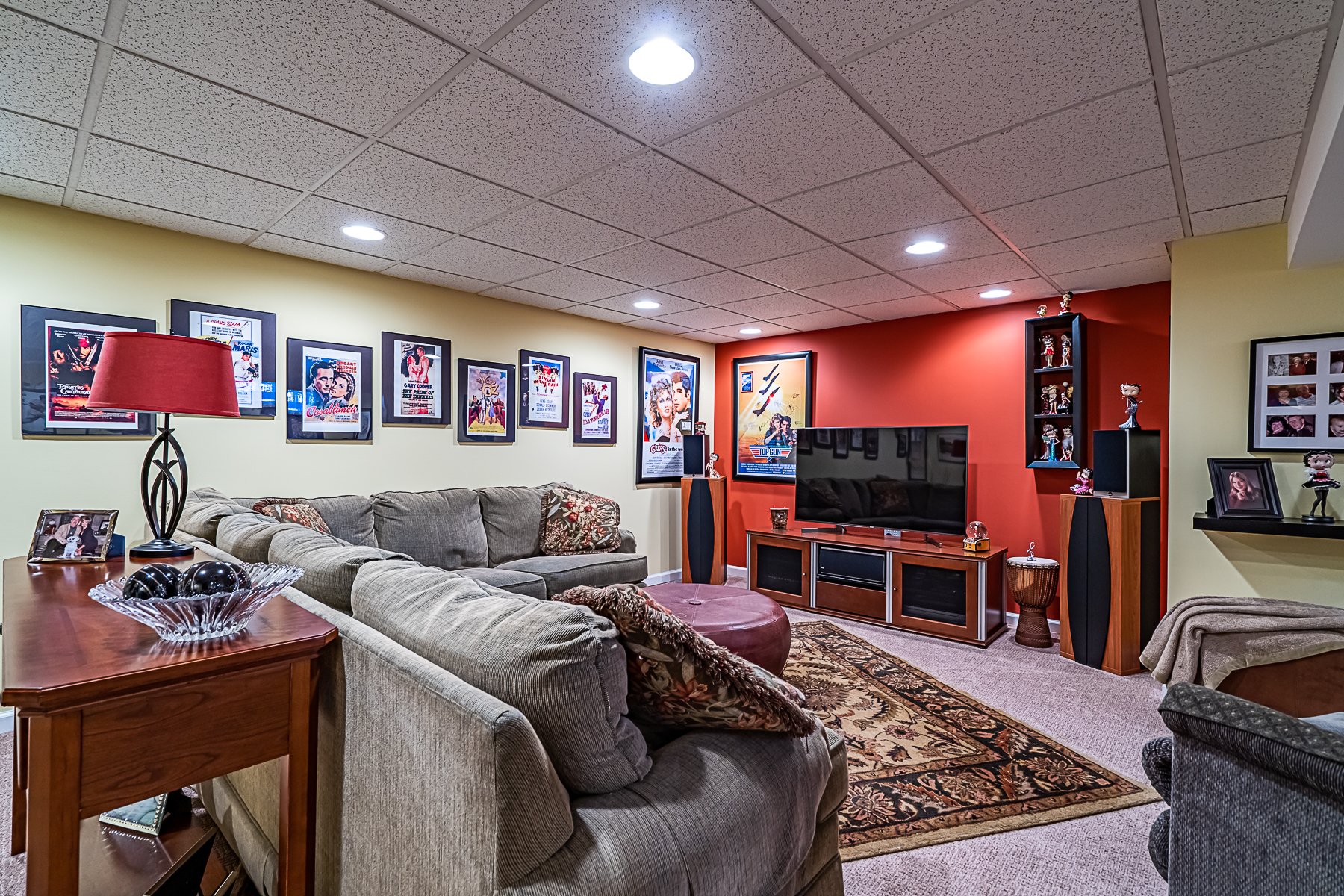 2785 Hill Drive