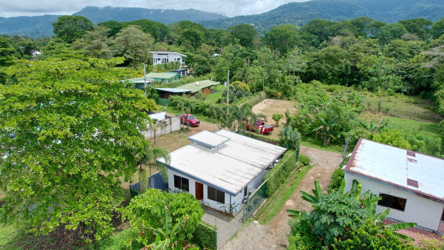 Turnkey Home for Sale in Bahía Uvita, Costa Rica – Walk to the Beach and Marino Ballena National Park