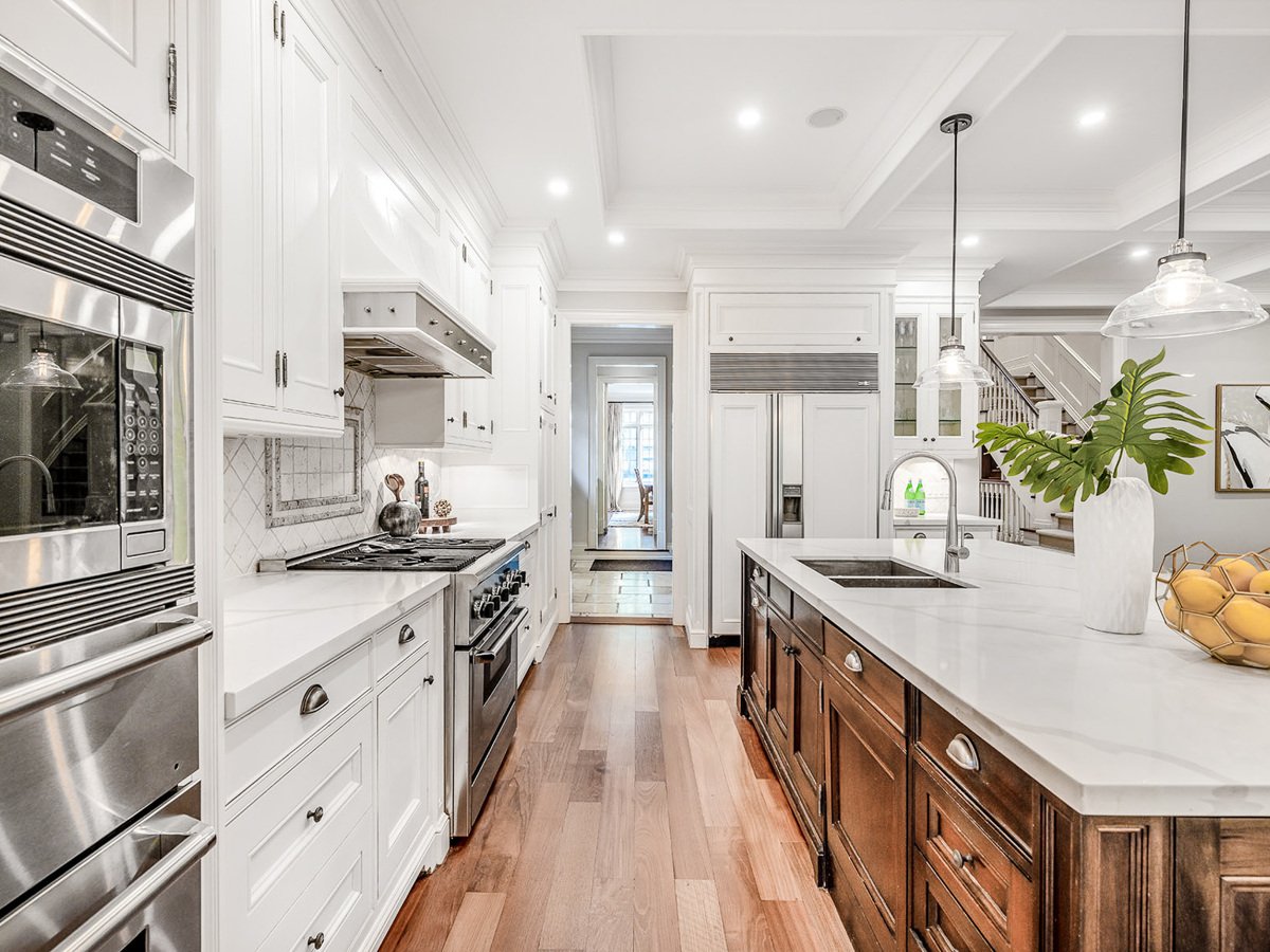 SOLD: Exquisite Custom Built