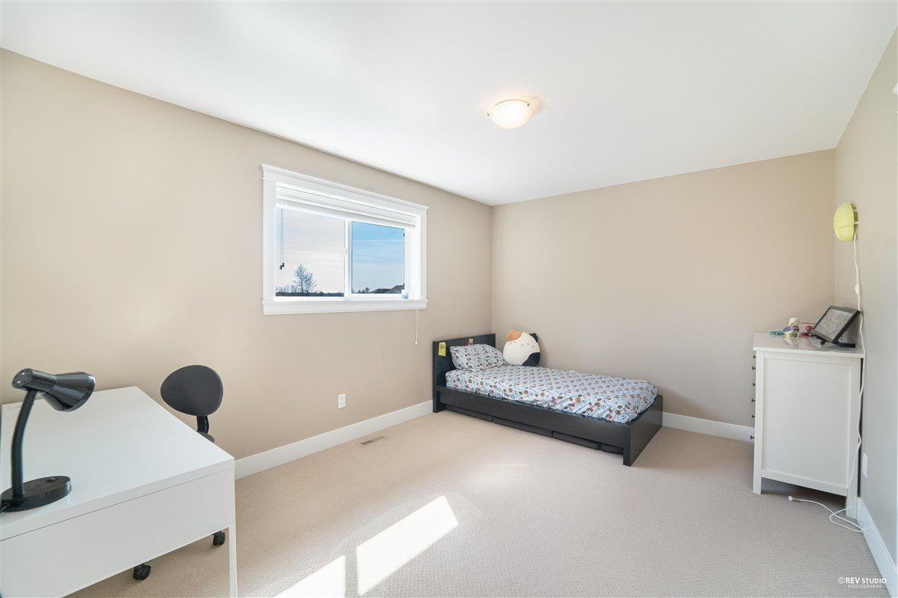 14128 92 Ave
