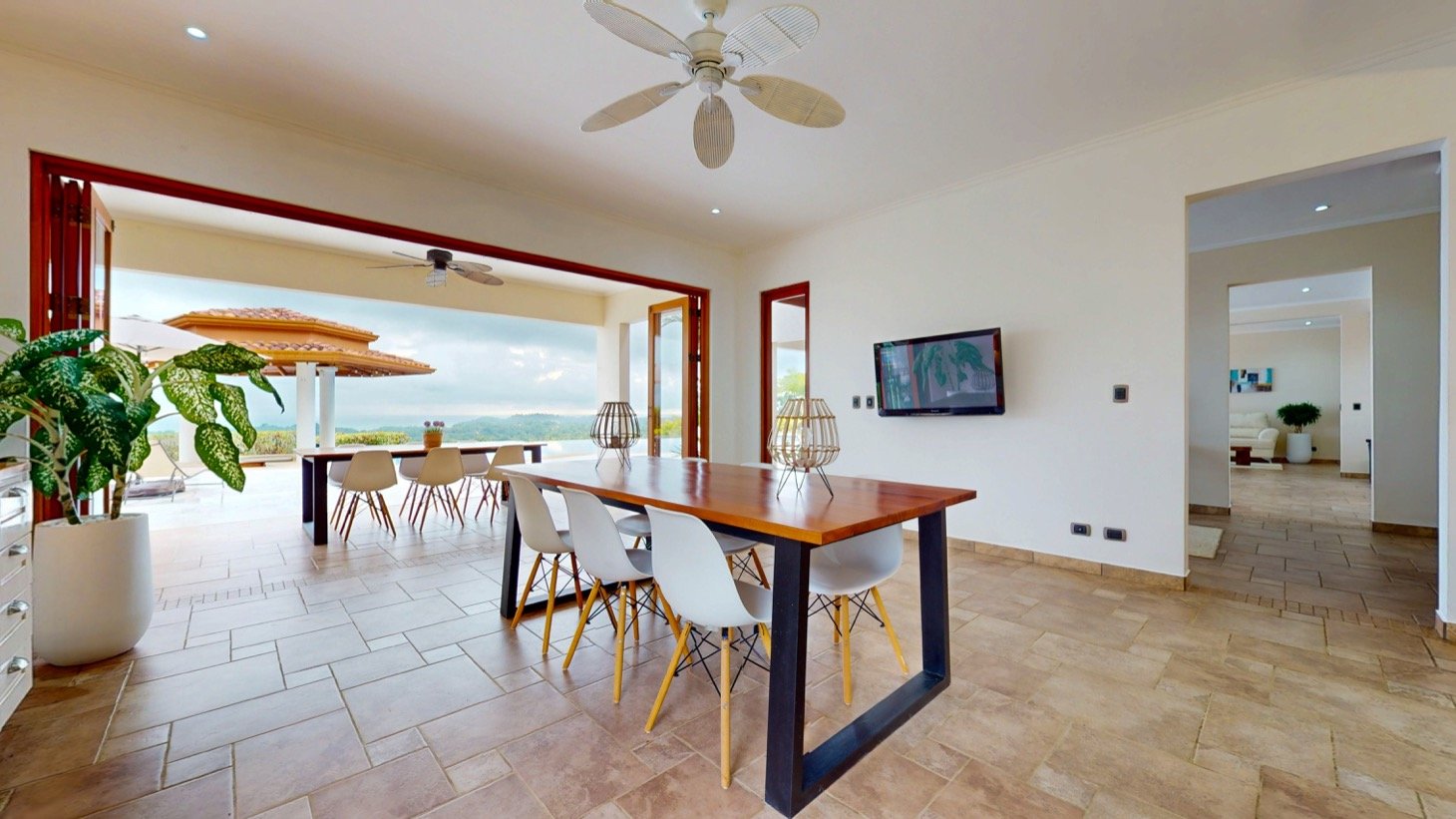 Ocean-View Luxury Home in Ojochal with Sunset Views and Retreat Potential