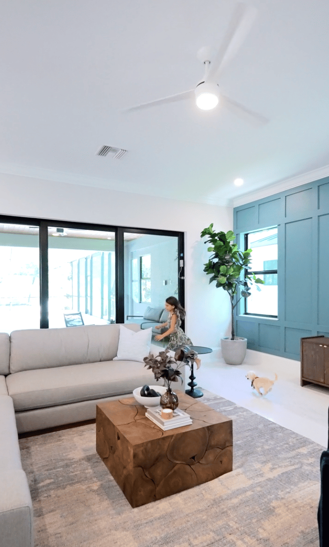 2727 Van Buren Ave, Naples