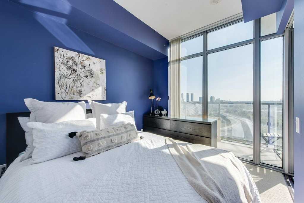 105 The Queensway, Ste 1409
